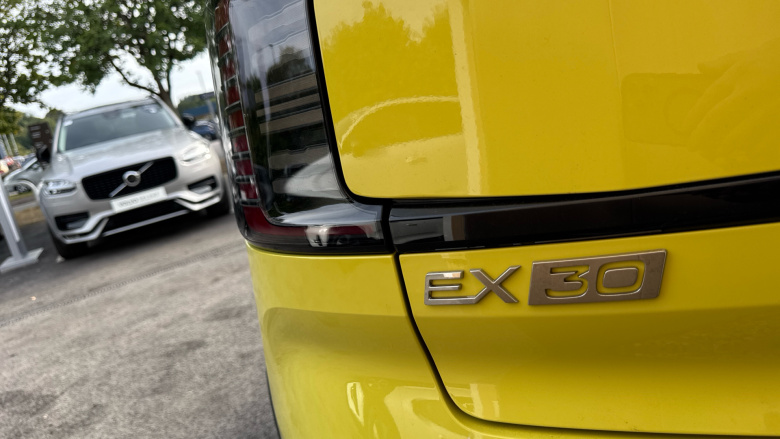 Volvo EX30 200kW Single Motor Plus 51kWh 5dr Auto Electric Estate